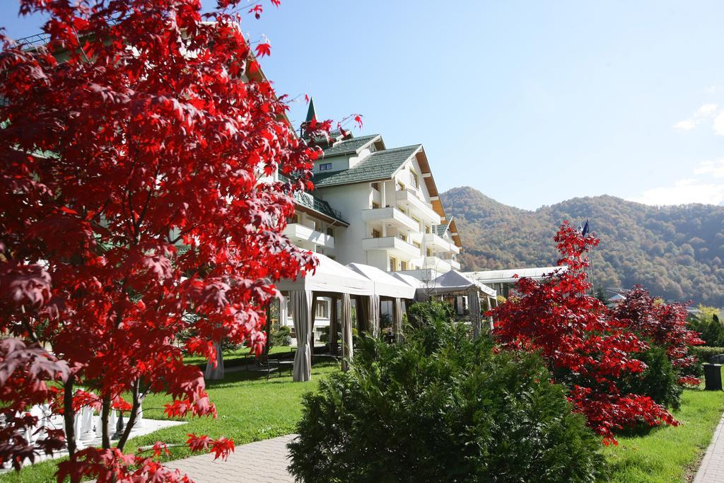 Grand Hotel Polyana Esto-Sadok Zewnętrze zdjęcie