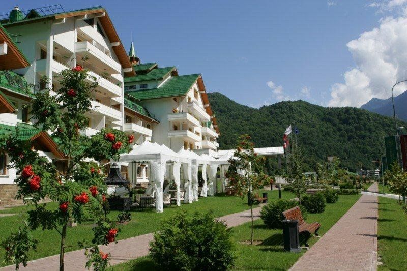 Grand Hotel Polyana Esto-Sadok Zewnętrze zdjęcie The center of the resort